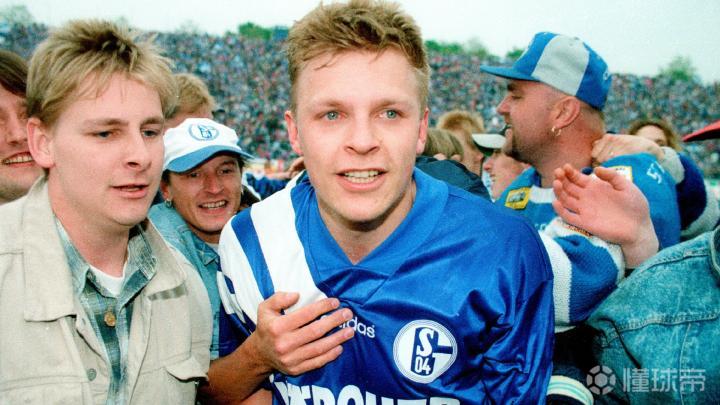 Kaiyun官网-包含关键时刻突围战来临，阿贾克斯围绕德国杯强势反弹，目标明确，轮换策略成焦点的词条