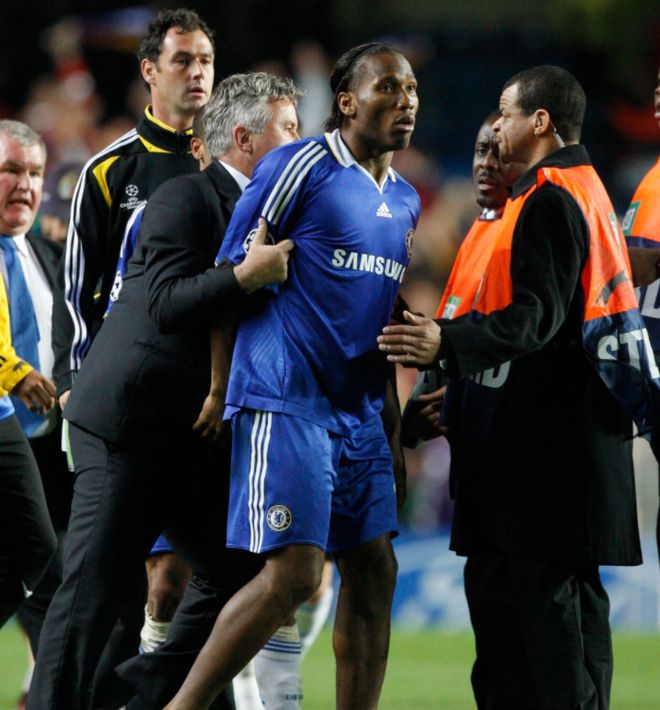 包含德罗巴连续十二场比赛得分超过失利纽约尼克斯窗口期更衣室发声，这操作让人直呼：塞维利亚集结日队长鼓劲的词条